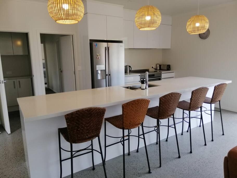 Purangi Beachhouse - 2 Bedroom Cooks Beach Esterno foto