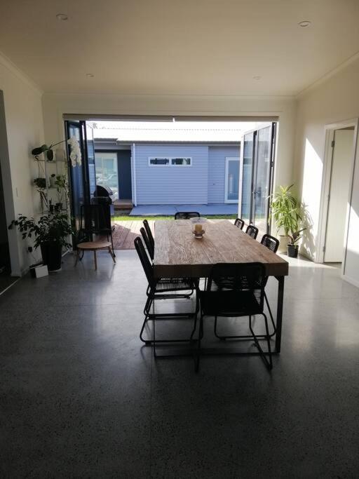 Purangi Beachhouse - 2 Bedroom Cooks Beach Esterno foto